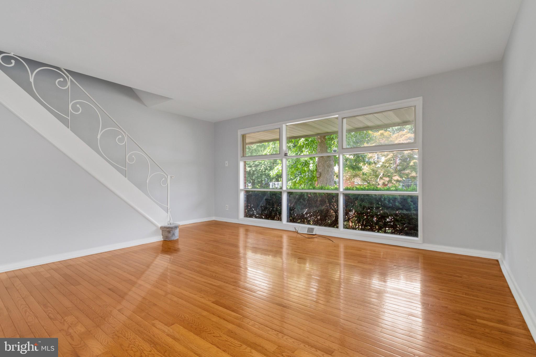 1423 Grace Road Swarthmore, PA 19081 - Photo 4 of 28