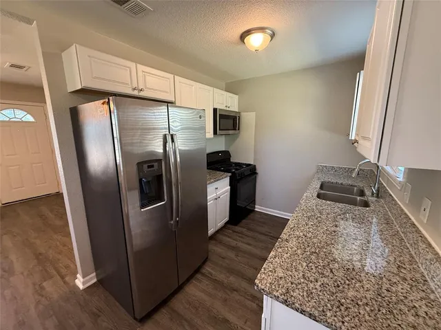 $1,595 | 1833 Grove Circle, Mesquite, TX 75149