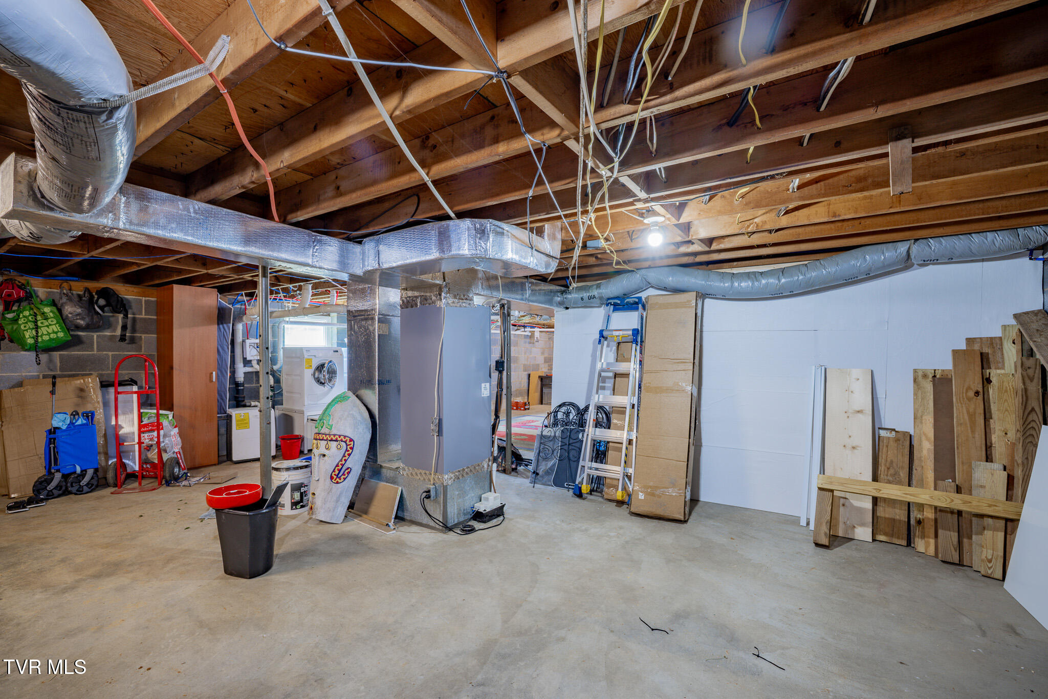 141 East Central Bristol, TN 37620 - Photo 29 of 40 1R9A8951-HDR