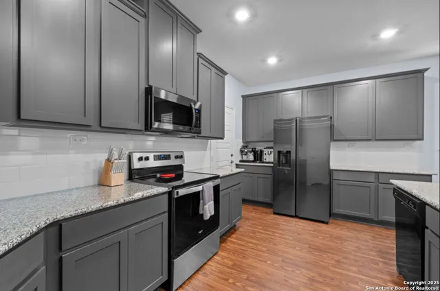 $1,750 | 7948 Broussard, San Antonio, TX 78253