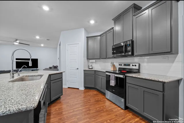 $1,750 | 7948 Broussard, San Antonio, TX 78253