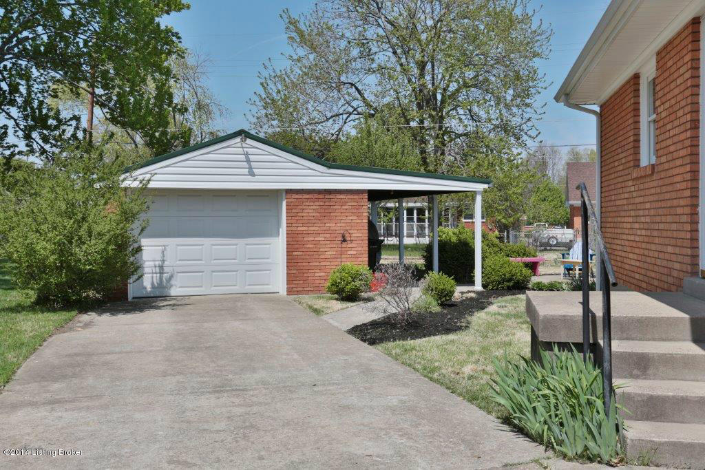 2855 Sheldon Road Louisville, KY 40218 - Photo 2 of 38 JI0A6033