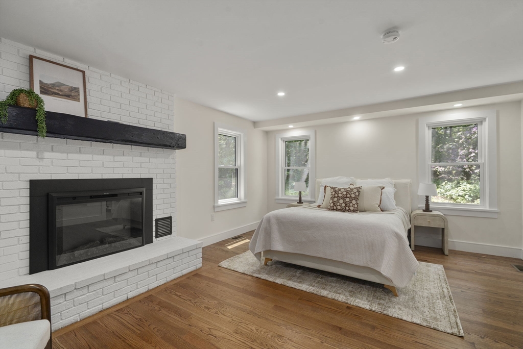241 Prospect Street Franklin, MA 02038 - Photo 15 of 42