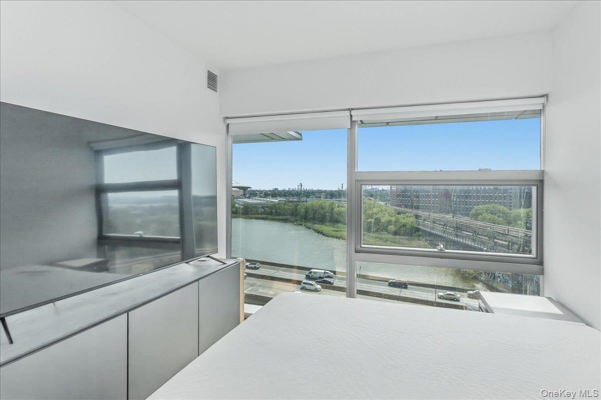 131-03 40 Road, Unit 9N Queens, NY 11354 - Photo 9 of 19