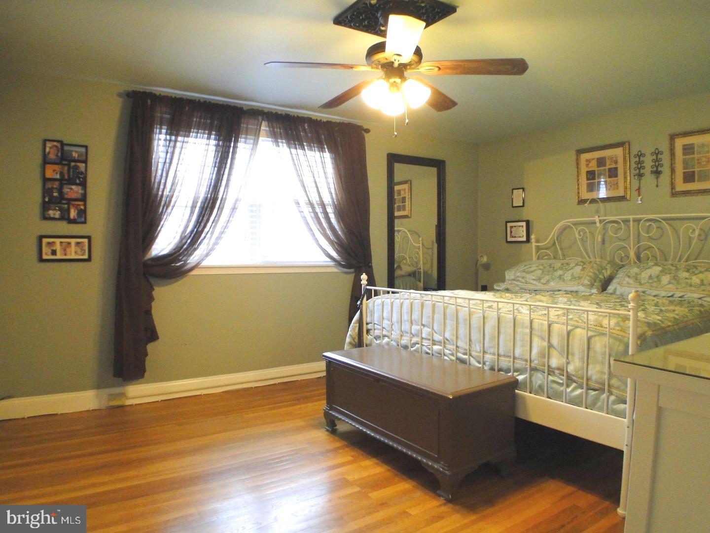 12003 Millbrook Road Philadelphia, PA 19154 - Photo 11 of 25 Bedroom - Main