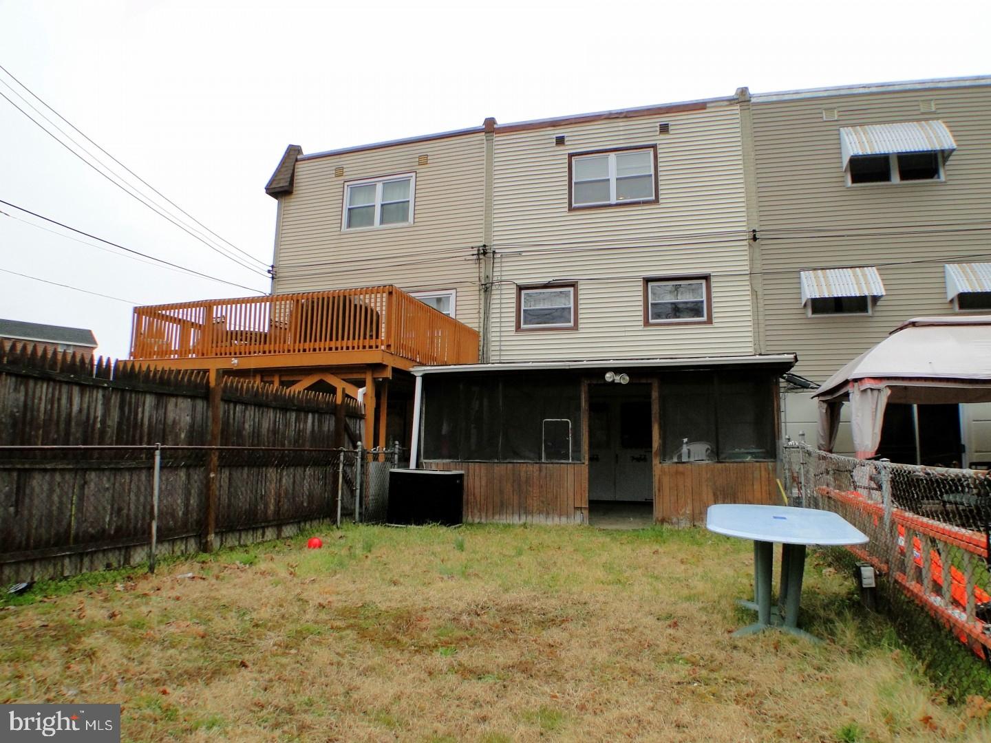 12003 Millbrook Road Philadelphia, PA 19154 - Photo 25 of 25 Exterior Back