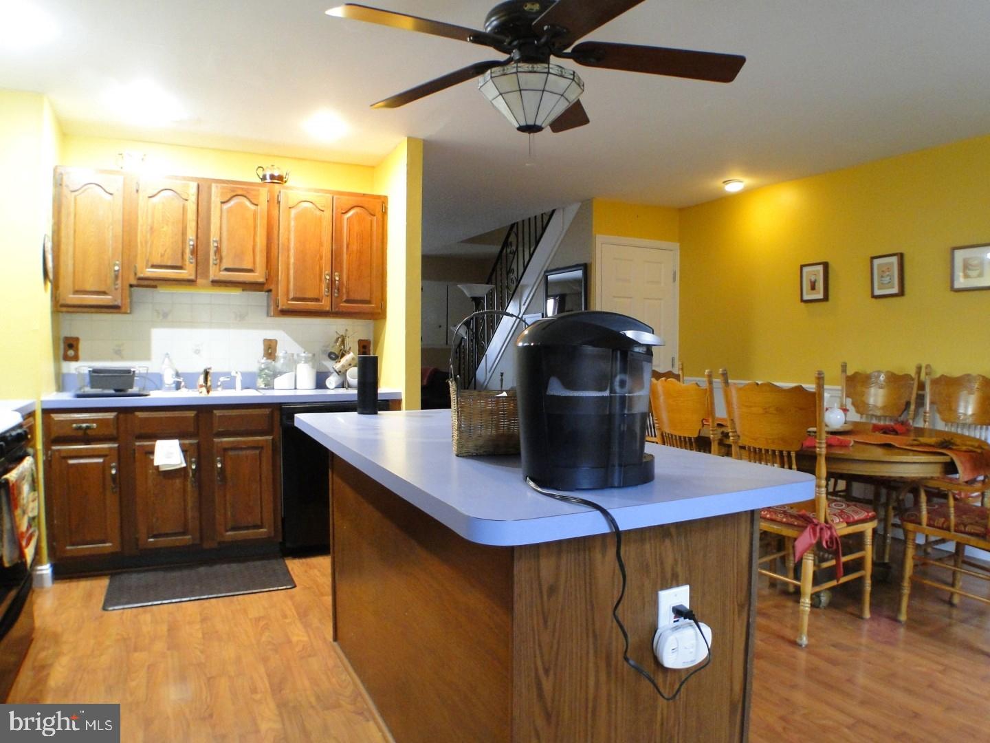 12003 Millbrook Road Philadelphia, PA 19154 - Photo 6 of 25 Kitchen