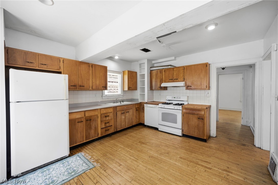 1140 Quilliams Road Cleveland Heights, OH 44121 - Photo 10 of 30