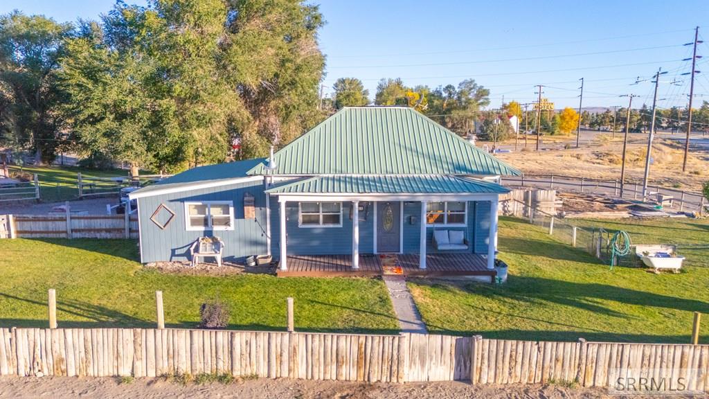 210 East Salmon Avenue Arco, ID 83213 - Photo 49 of 53