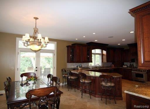 3375 Greentree Road Bloomfield Hills, MI 48304 - Photo 7 of 20 Breakfast Room