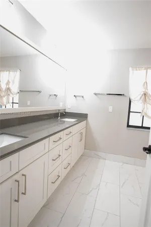 $4,800 | 3160 Peachtree Circle, Davie, FL 33328