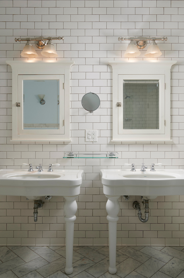 635 West Sheridan Road, Unit 1 Chicago, IL 60613 - Photo 38 of 46