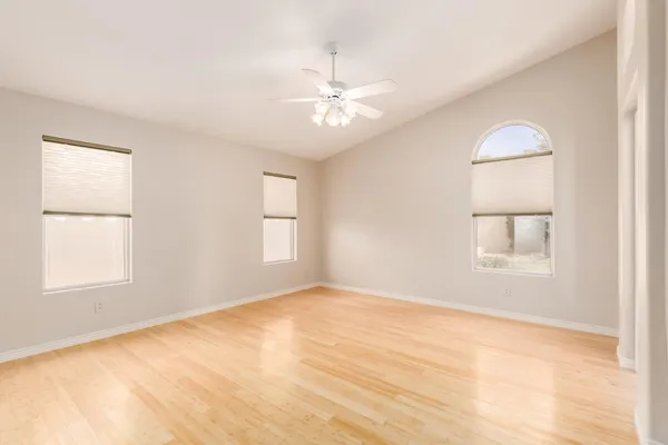 $2,400 | 2236 East Robin Lane, Phoenix, AZ 85024