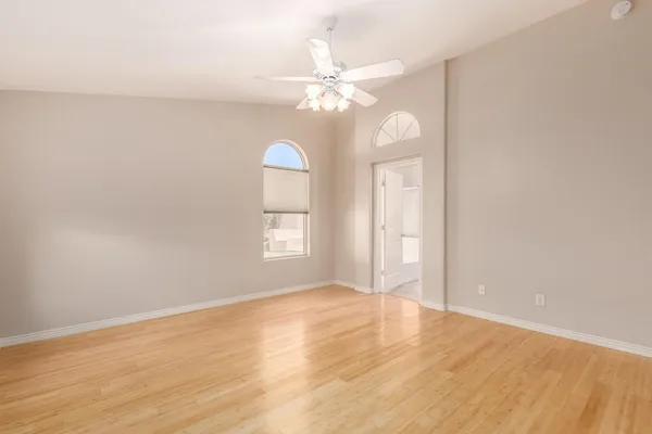 $2,400 | 2236 East Robin Lane, Phoenix, AZ 85024