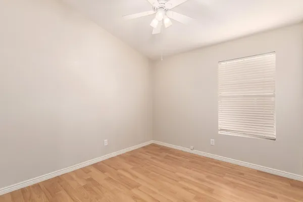 $2,400 | 2236 East Robin Lane, Phoenix, AZ 85024