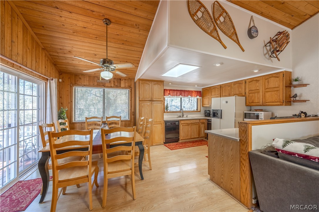 42324 Paramount Road Big Bear Lake, CA 92315 - Photo 13 of 50