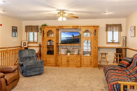 $689,900 | 42324 Paramount Road, Big Bear Lake, CA 92315