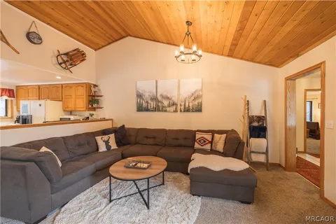 $699,000 | 42324 Paramount Road, Big Bear Lake, CA 92315