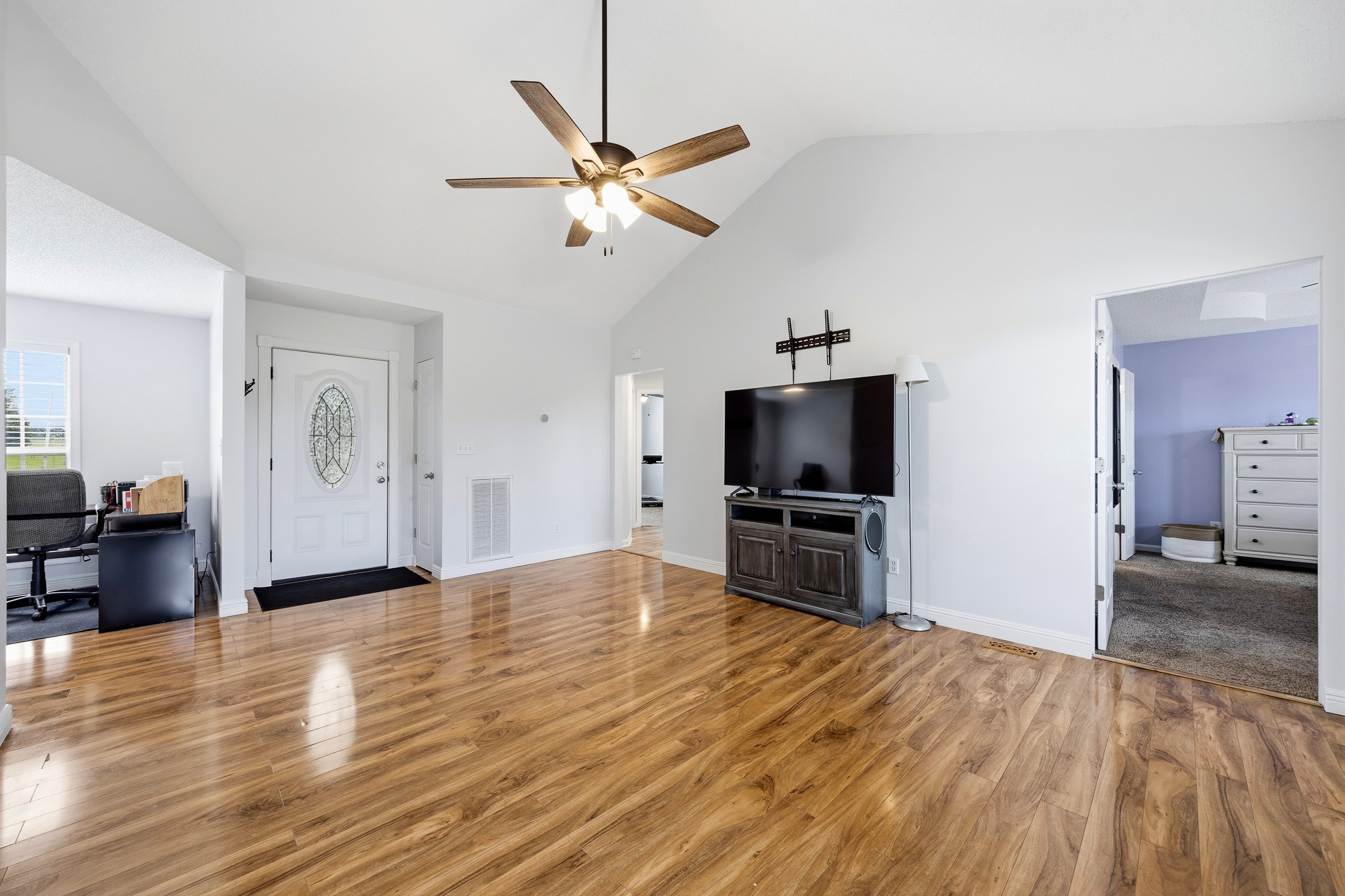 1087 Heatherwood Road Pleasant View, TN 37146 - Photo 8 of 60