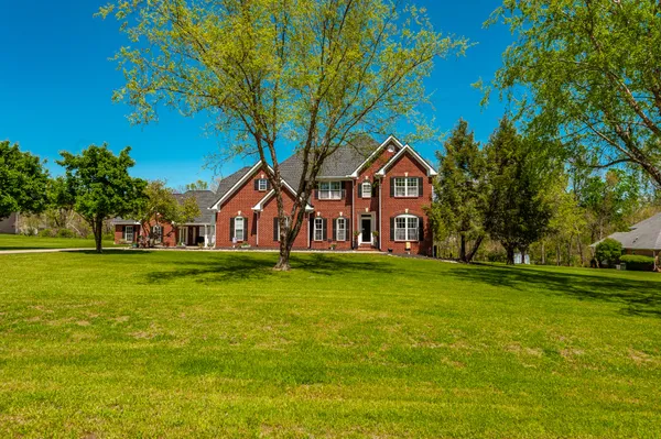 $822,900 | 157 Hidden Cove Court, Gallatin, TN 37066