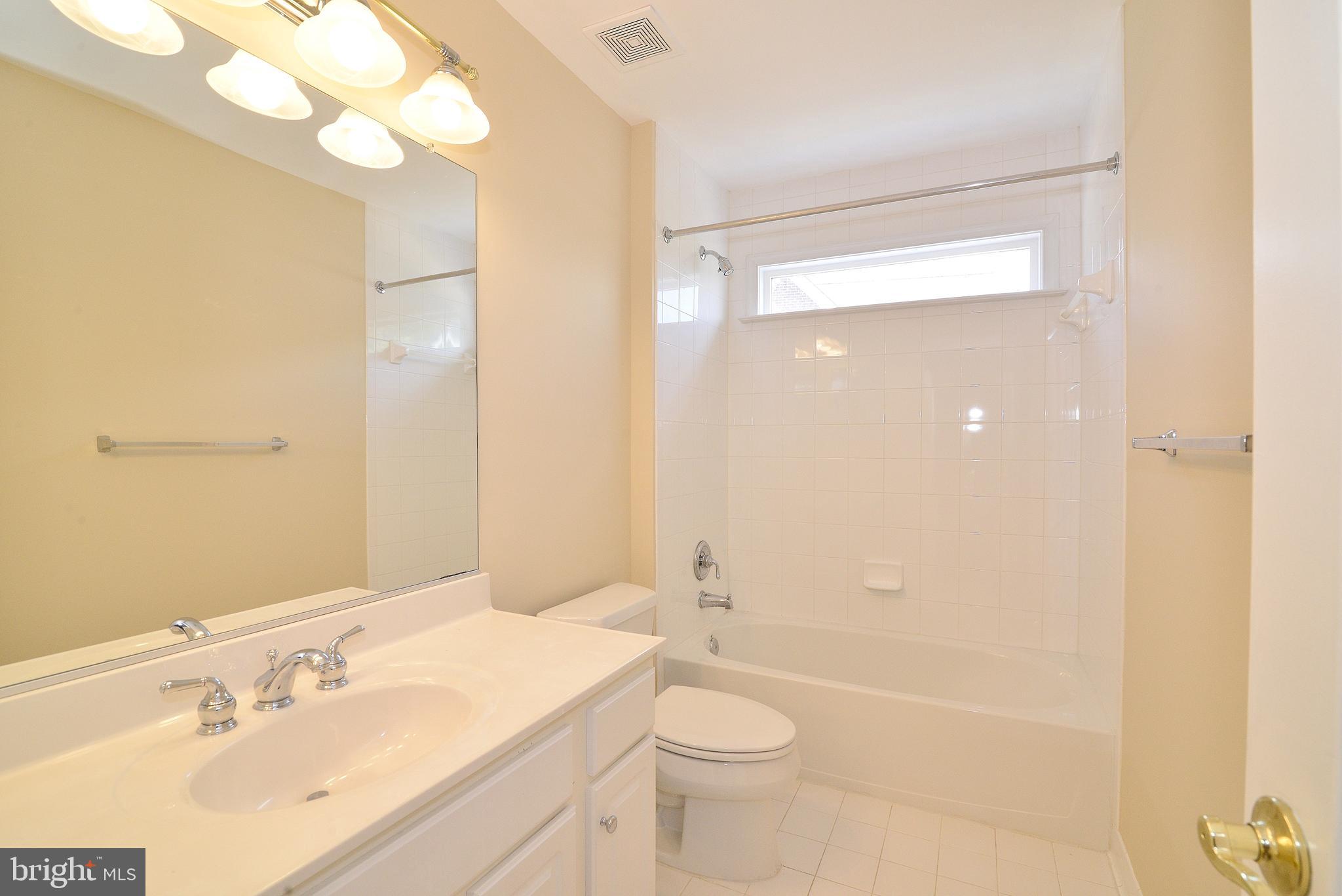 3610 Becherer Road Alexandria, VA 22309 - Photo 21 of 45 Bathroom 2