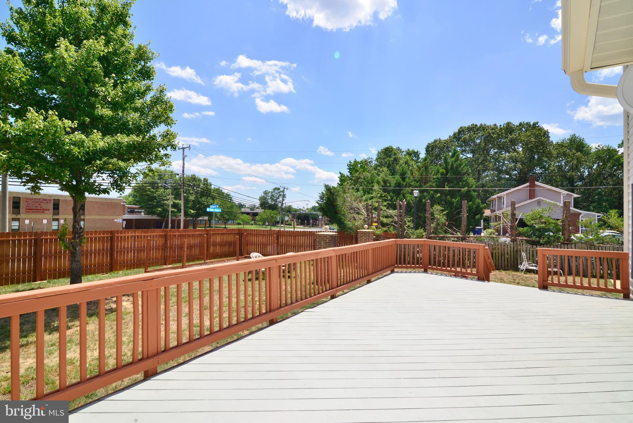 3610 Becherer Road Alexandria, VA 22309 - Photo 39 of 45 Deck w/ Trex