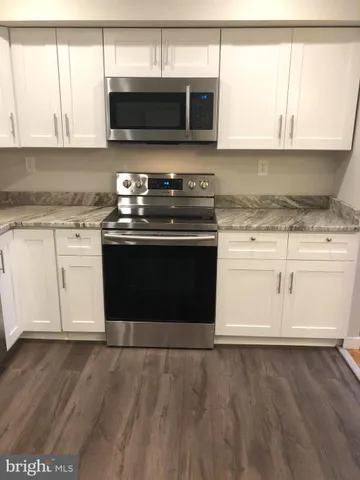 $2,100 | 14 Stonehenge Circle, Unit 6, Baltimore, MD 21208