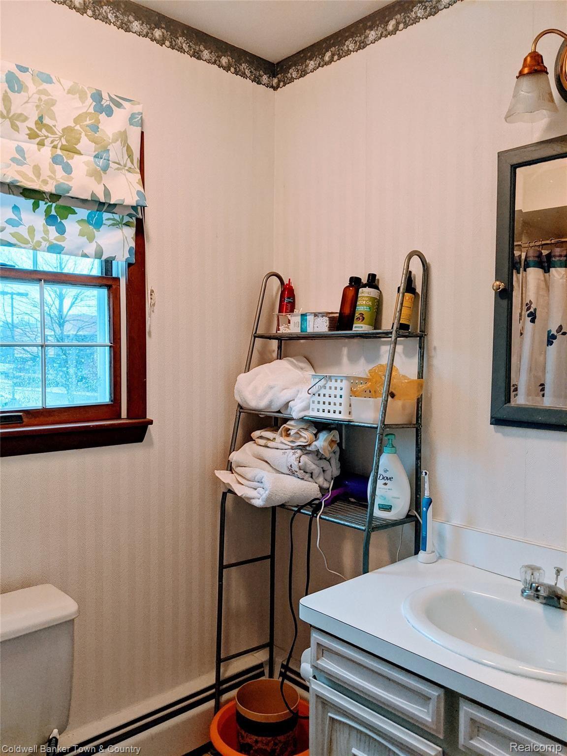 27487 Meadowbrook Road Novi, MI 48377 - Photo 23 of 23 in laws bath