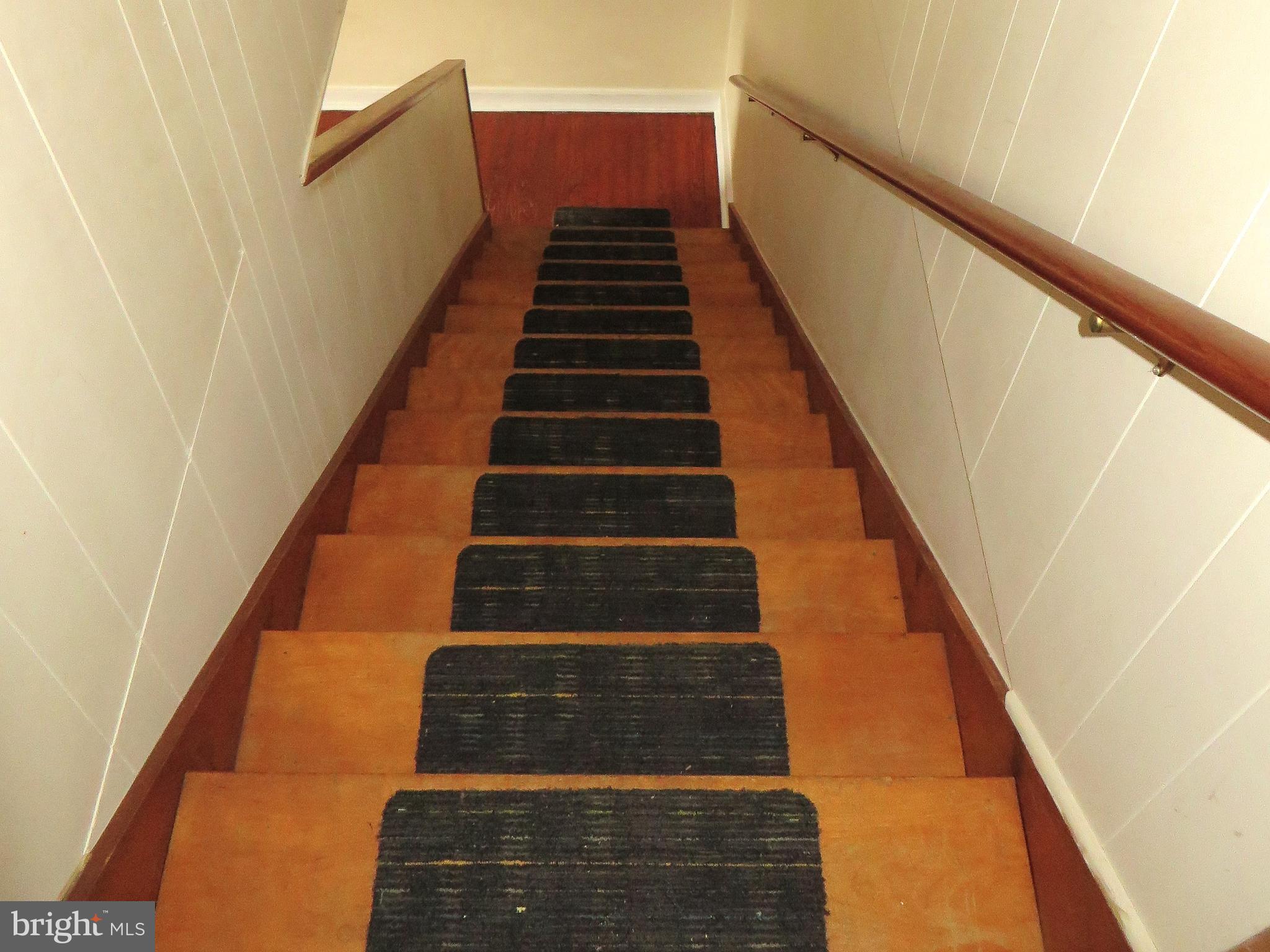 109 Chestnut Street Lititz, PA 17543 - Photo 11 of 15 a view of entryway