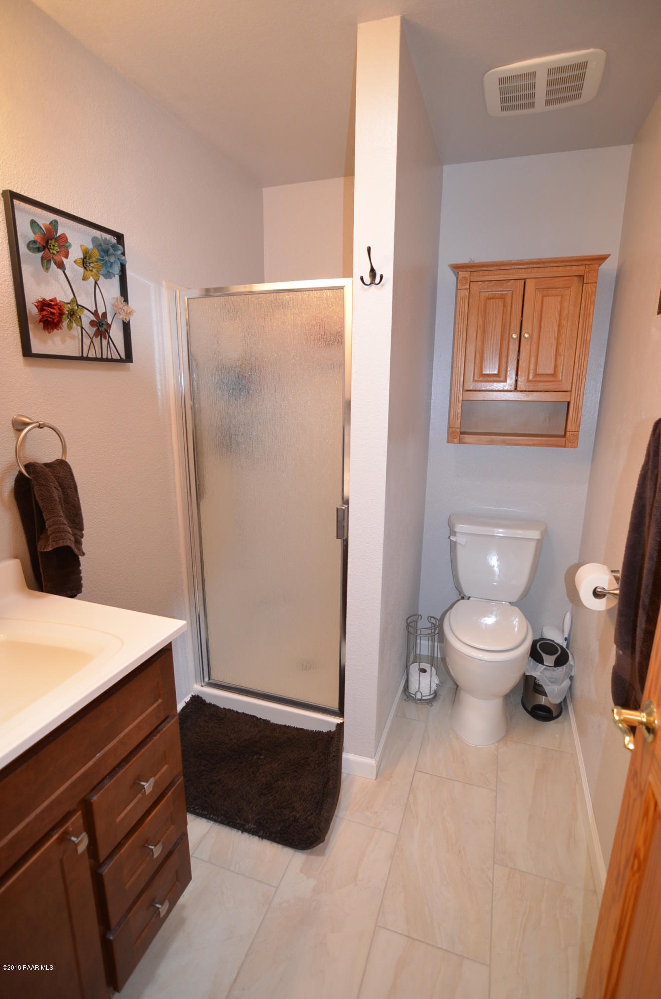 1251 Tanglewood Road Prescott, AZ 86303 - Photo 28 of 39 a bathroom with a sink and a mirror