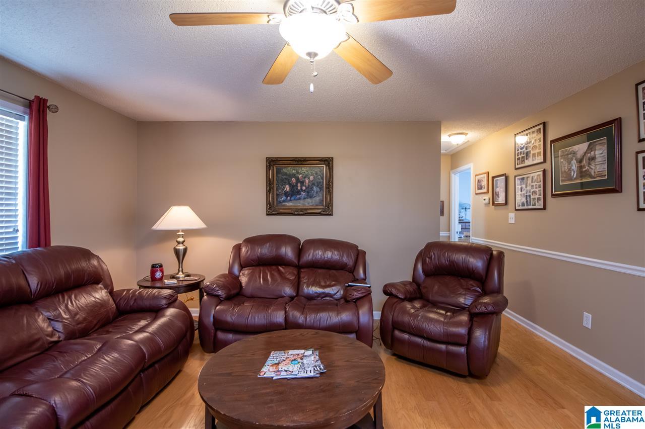 102 Twin Lakes Road Trussville, AL 35173 - Photo 7 of 38