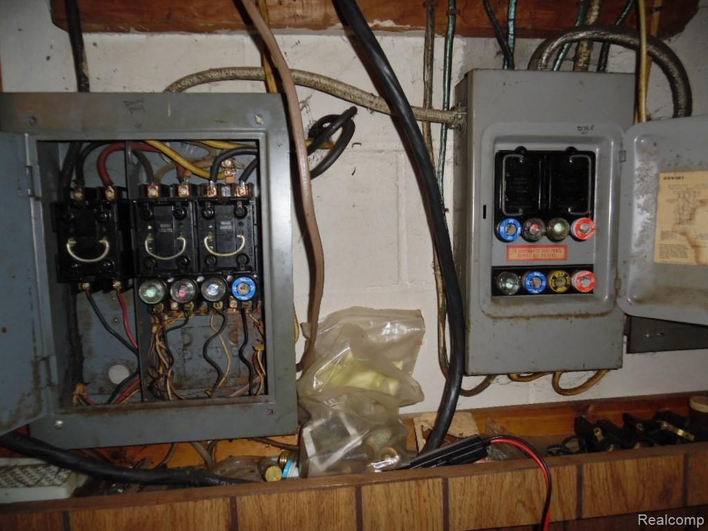 14615 Briar Hill Road Carleton, MI 48117 - Photo 31 of 33 14615 Briar Hill 026.JPG