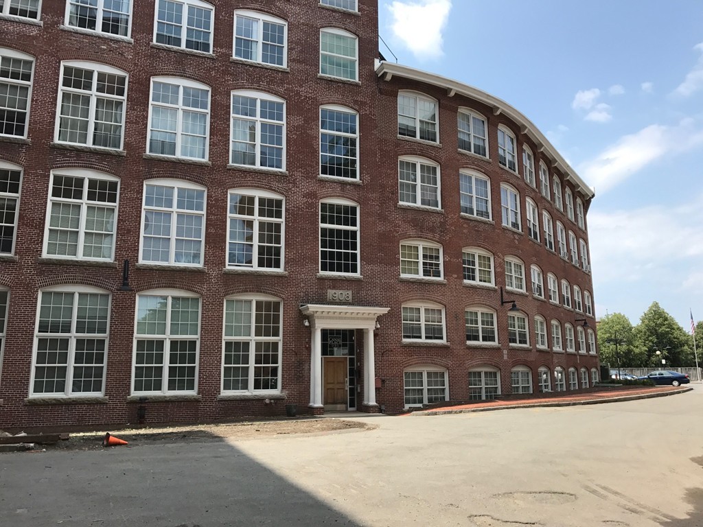 200 Market Street, Unit 4504 Lowell, MA 01852 - Photo 1 of 7