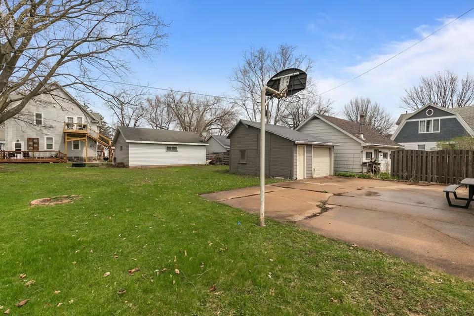 324 East Commercial Street Appleton, WI 54911 - Photo 18 of 18