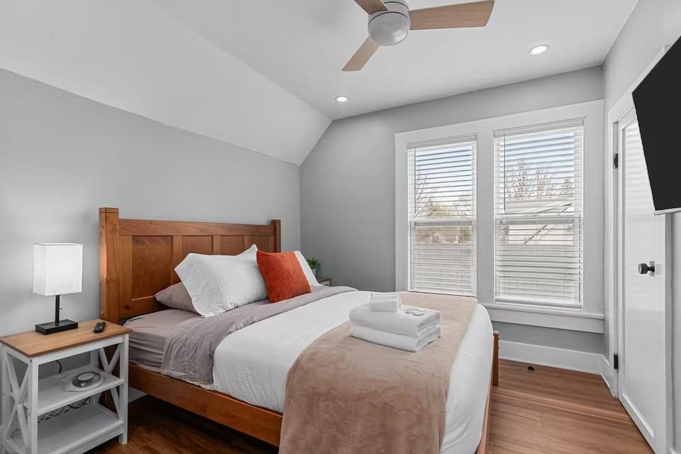 324 East Commercial Street Appleton, WI 54911 - Photo 4 of 18