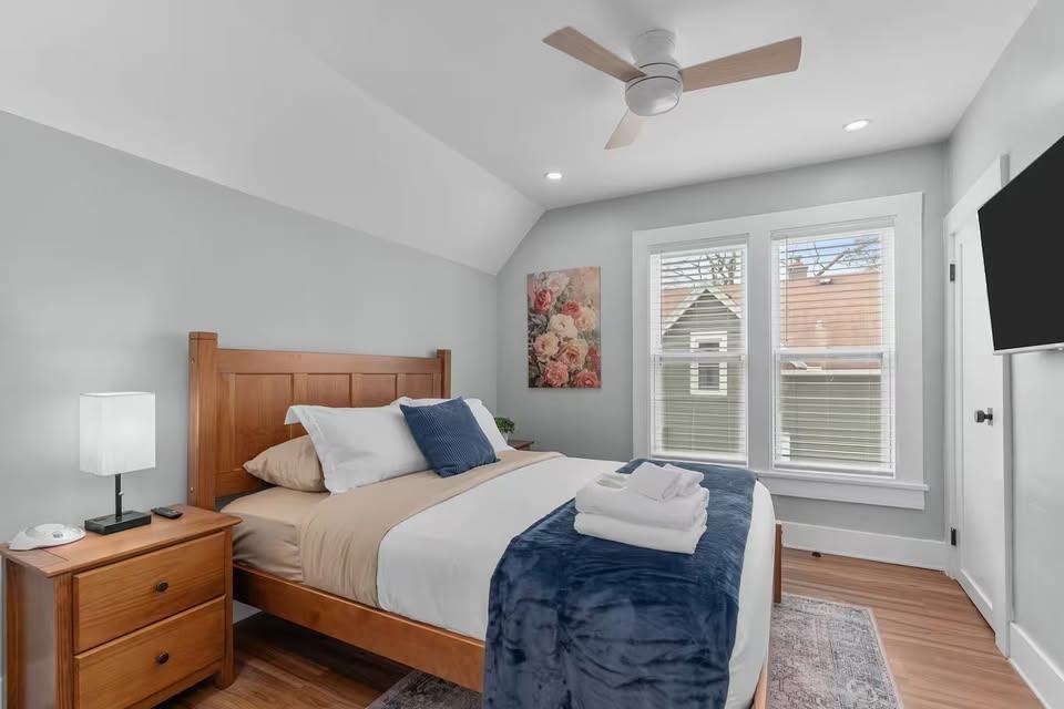 324 East Commercial Street Appleton, WI 54911 - Photo 9 of 18