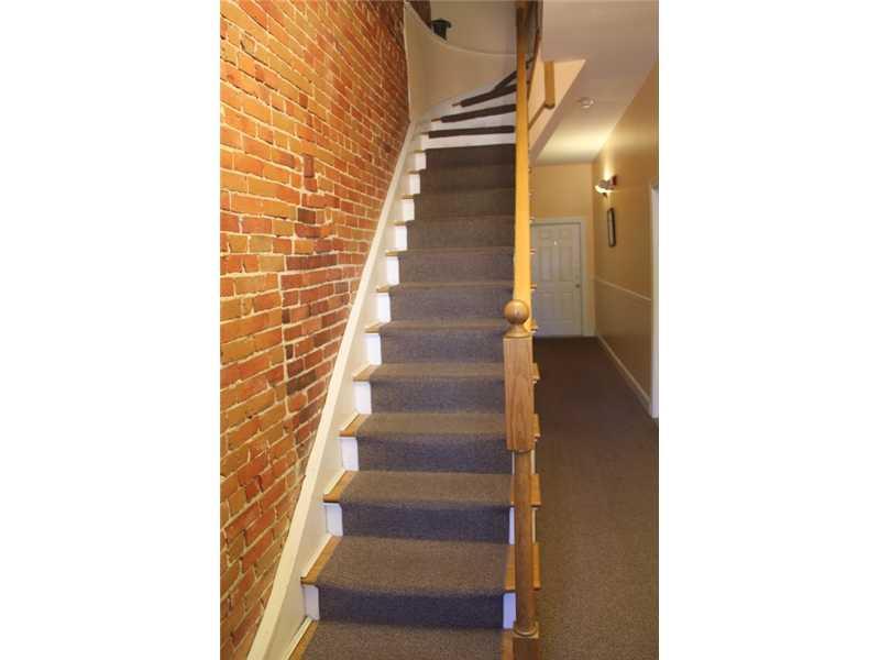 240 State Street, Unit 4 Portland, ME 04101 - Photo 17 of 26 Exterior Front.