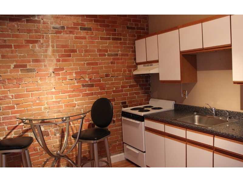 240 State Street, Unit 4 Portland, ME 04101 - Photo 4 of 26 Exterior Front.