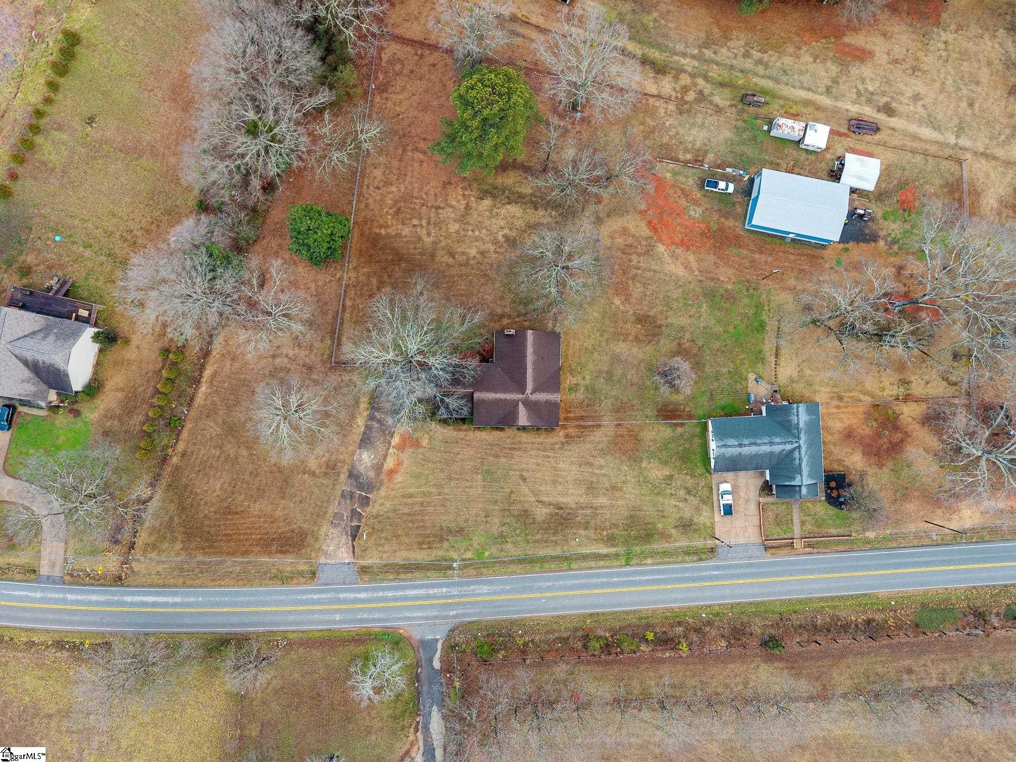 1592 Highway 357 Lyman, SC 29365 - Photo 12 of 37