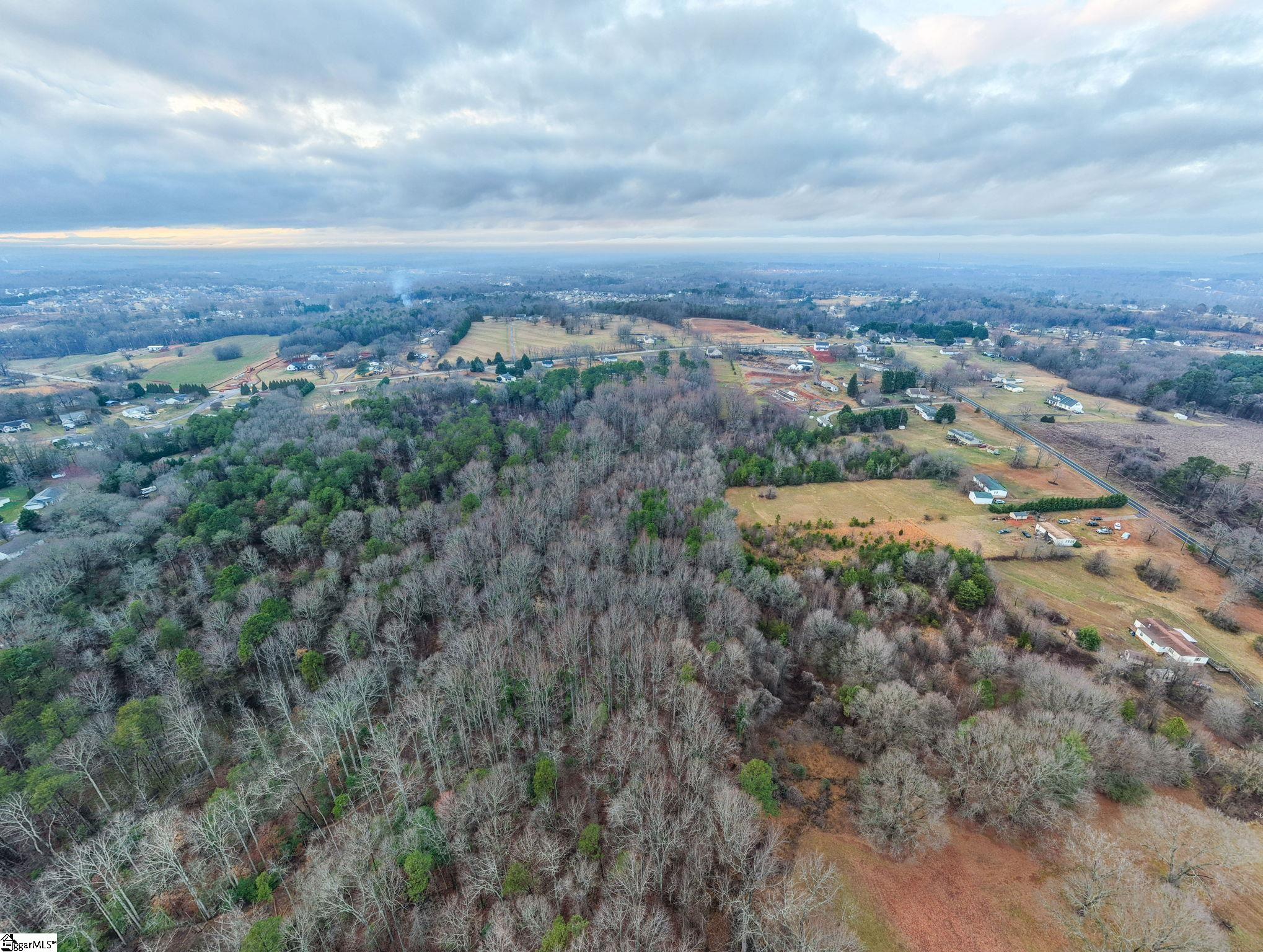 1592 Highway 357 Lyman, SC 29365 - Photo 18 of 37