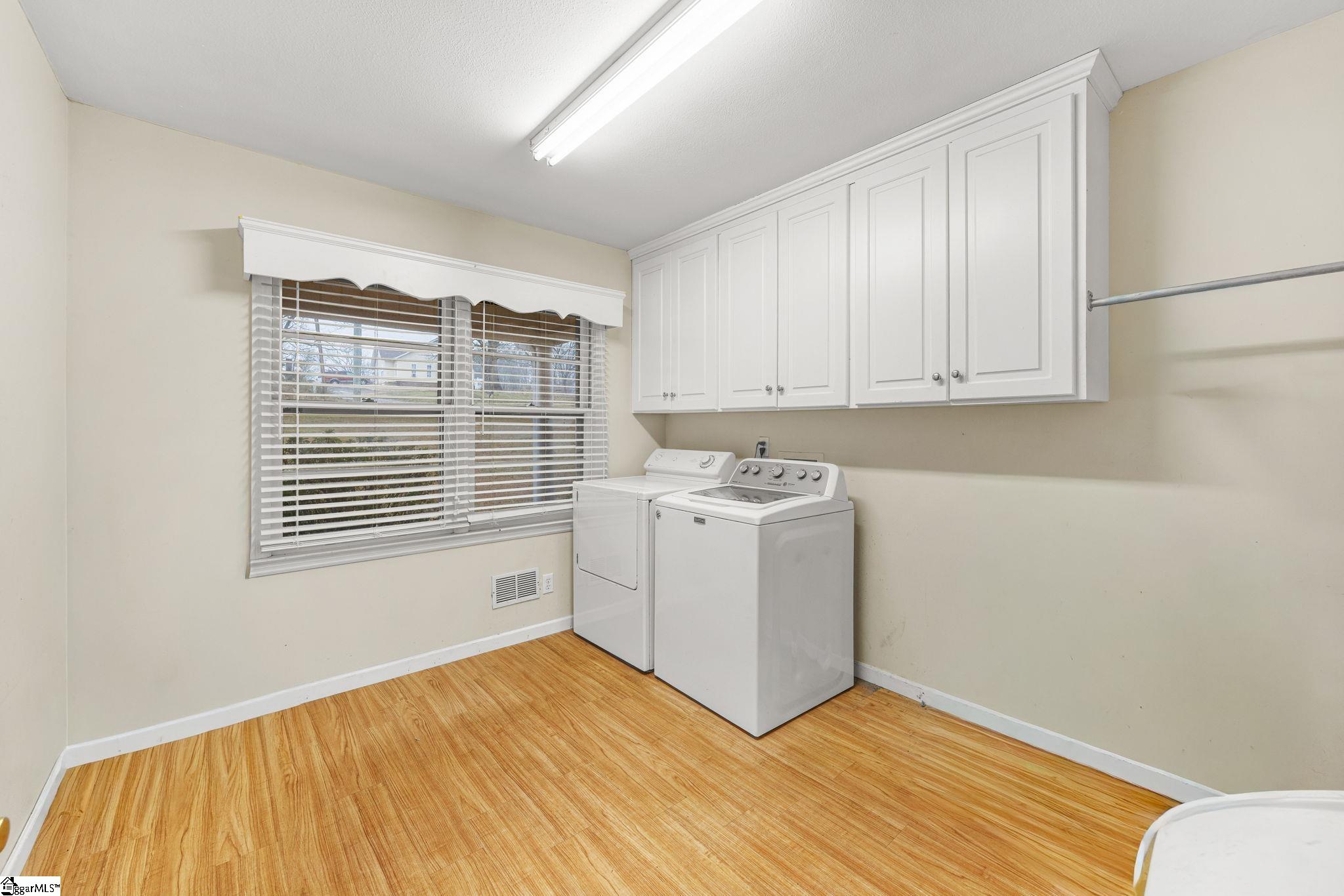 1592 Highway 357 Lyman, SC 29365 - Photo 3 of 37