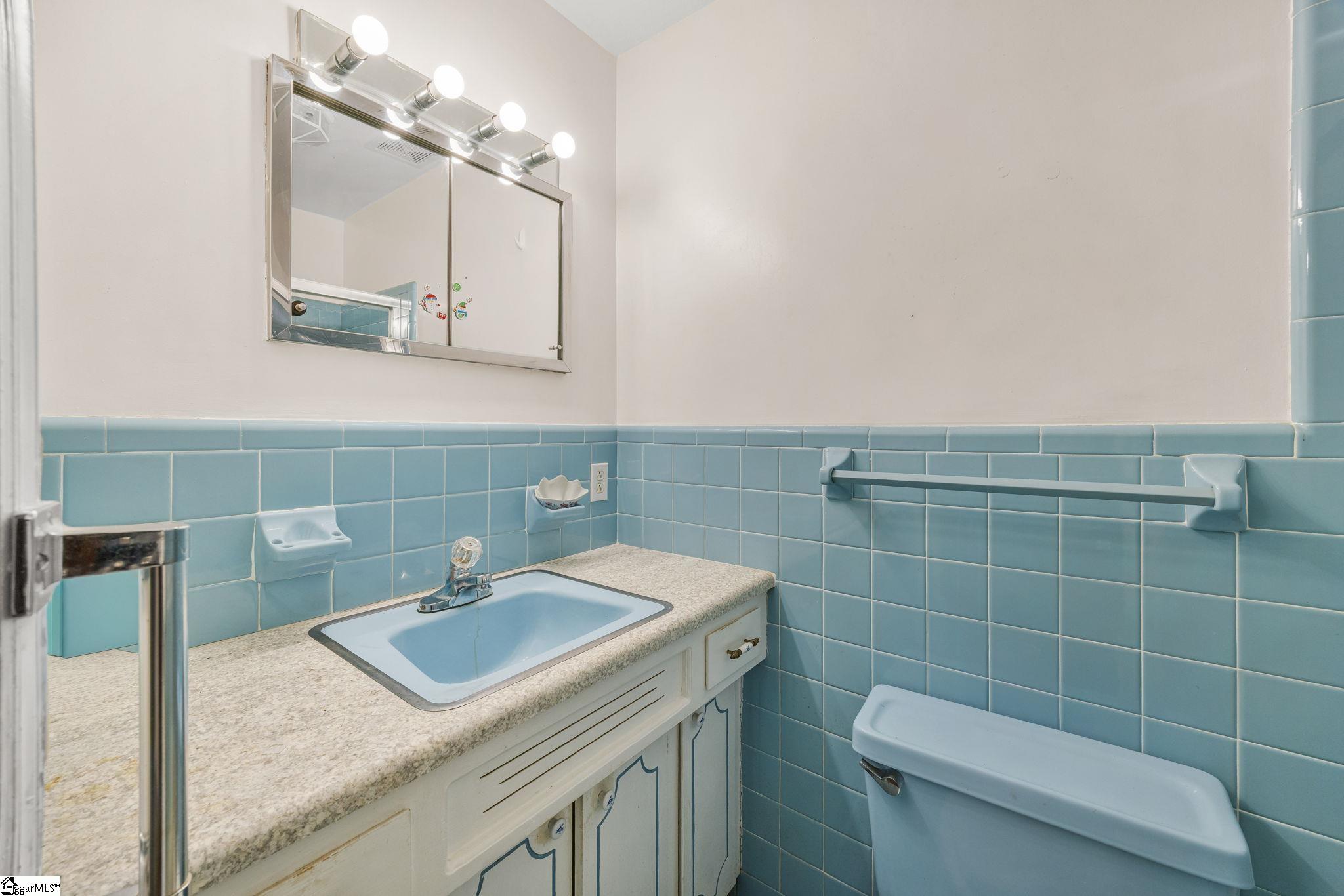 1592 Highway 357 Lyman, SC 29365 - Photo 7 of 37