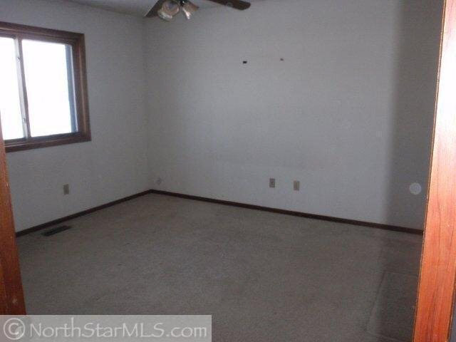 4728 Hayward Road North Oakdale, MN 55128 - Photo 5 of 10