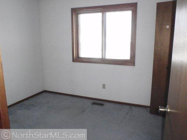 4728 Hayward Road North Oakdale, MN 55128 - Photo 6 of 10