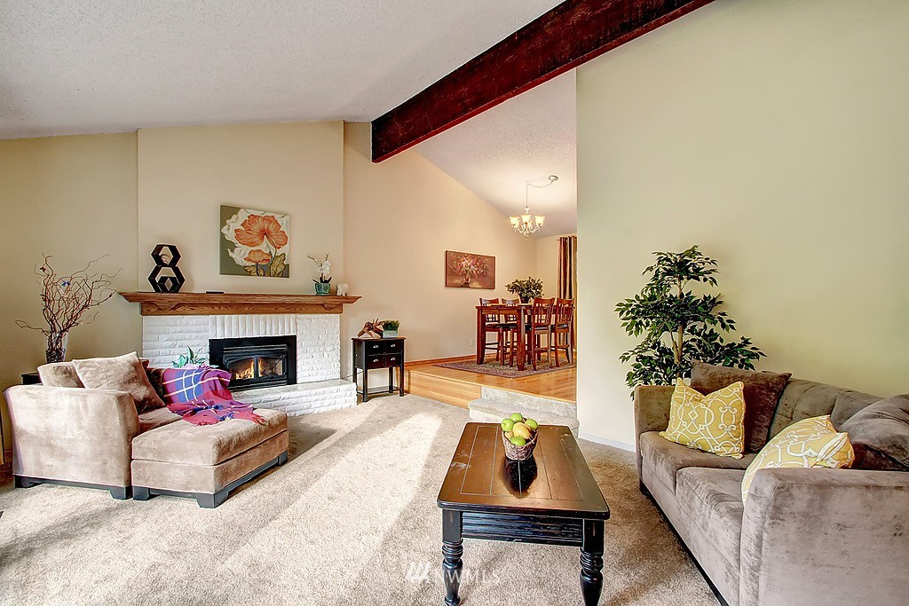 14624 157th Place Southeast Renton, WA 98059 - Photo 2 of 20