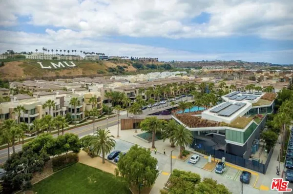 $1,100,000 | 5625 Crescent Park West, Unit 108, Playa Vista, CA 90094