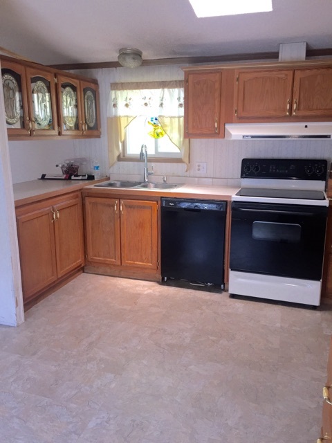 2371 West Orland Road Angola, IN 46703 - Photo 4 of 10 Gallery Image 4