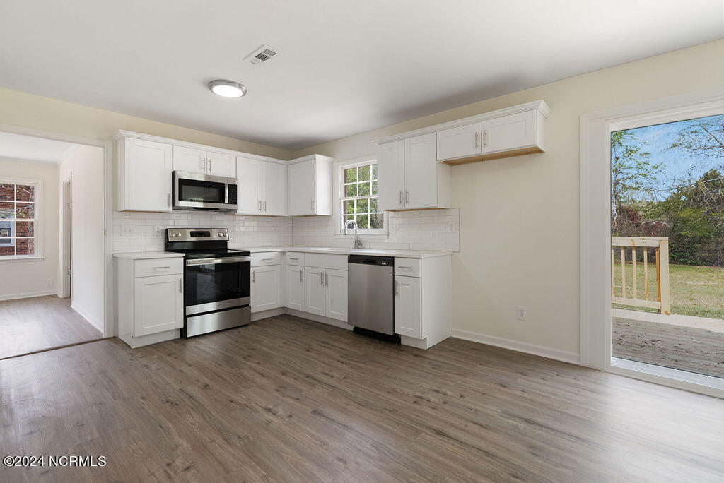 2325 Springhill Road Greenville, NC 27858 - Photo 6 of 15 05