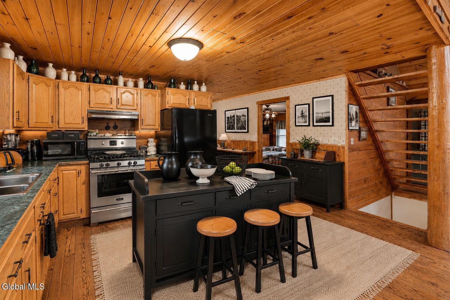 14 Young Road Middle Grove, NY 12850 - Photo 11 of 33 Country Kitchen