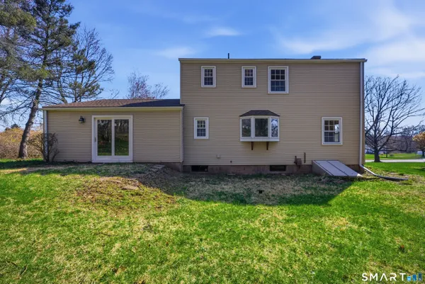 $374,900 | 104 Carman Road, Manchester, CT 06042